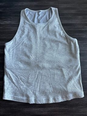 Vuori Pose Plyo Tank
